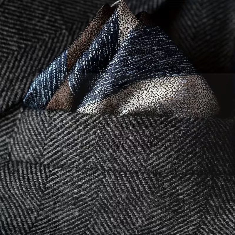 Exkluzív díszzsebkendő - Csíkos Exkluzív díszzsebkendő - Csíkos