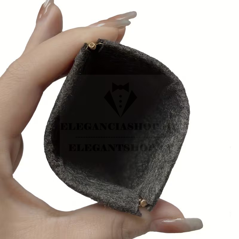 Díszzsebkendő tartó bankkártyatartóval Díszzsebkendő tartó bankkártyatartóval